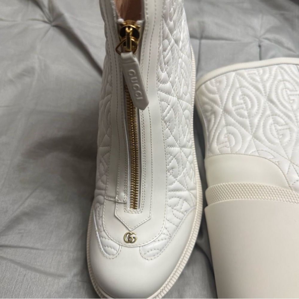 Gucci Women’s White Quilted Leather Zip Boots – Size 10 – Brand New With Box - Picture 7 of 12